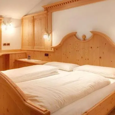 Aparthotel Forcelles San Cassiano (Badia)