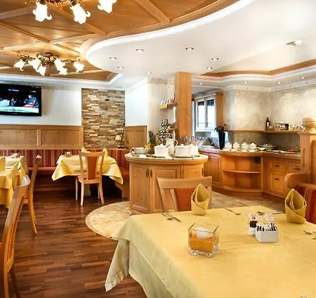 Aparthotel Forcelles San Cassiano (Badia)
